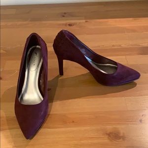 Wine colored Xappeal High Heels - Size 8